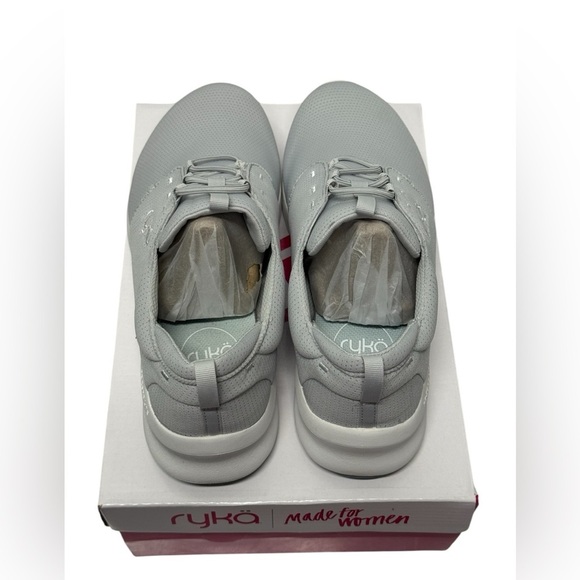 Ryka Recovery Washable Bungee
Sneakers size 8.5 wide - Picture 5 of 8